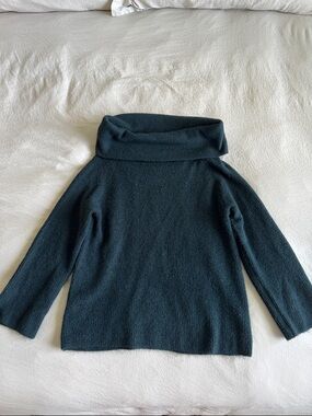 H&M Dark Forest Green Oversized Off the Shoulder Sweater